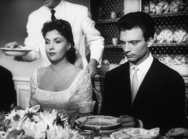 상영작 ‘시골여인’