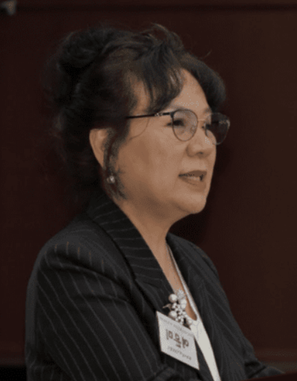 사진: 세계미술작가교류협회 여운미 회장(작가)